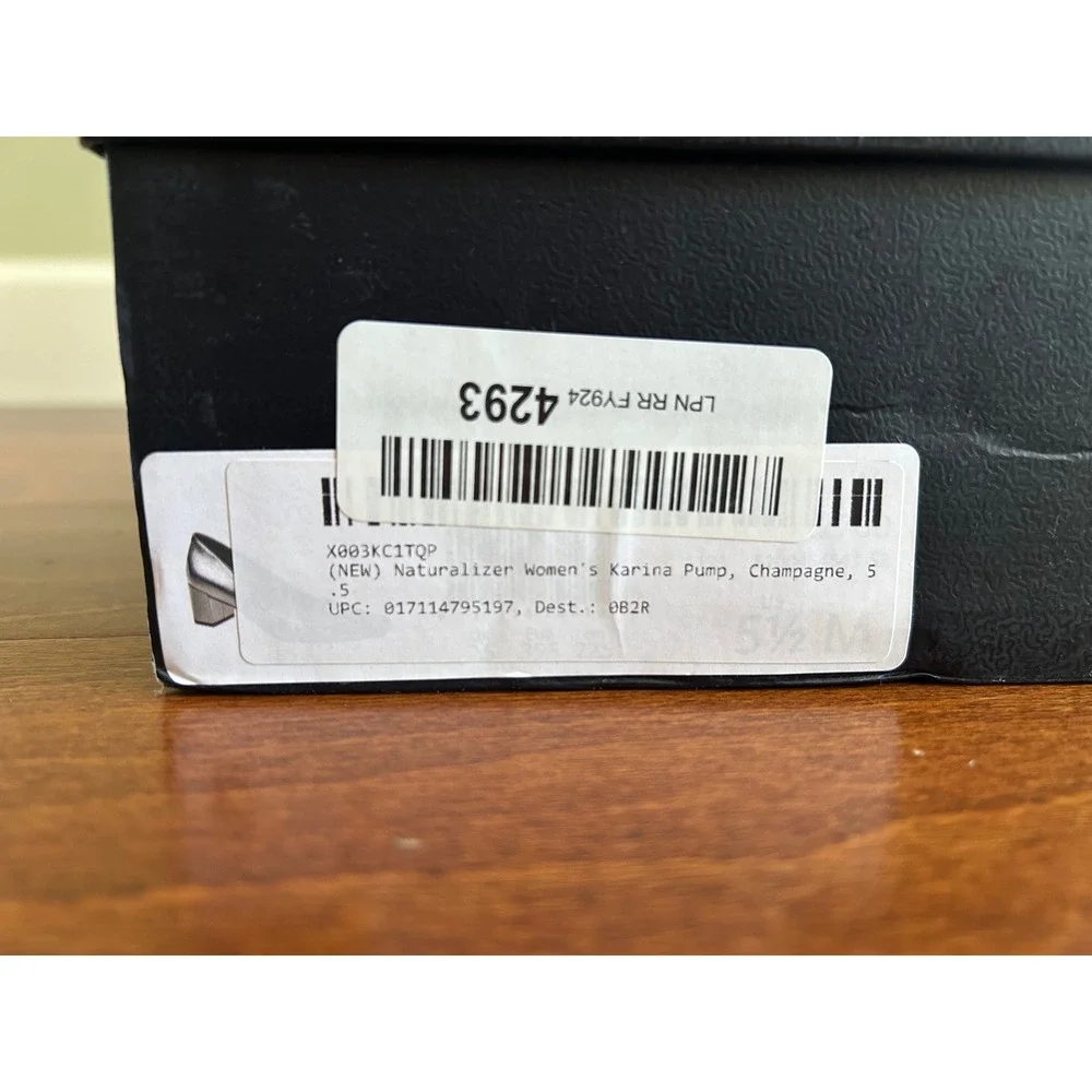 Naturalizer Karina Pump‎ Champagne Metallic Square Toe Block Heels NEW 5.5 M